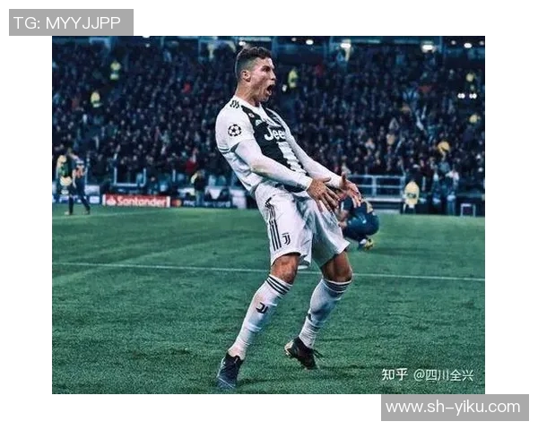 七年级课本中的足球球星：激情与荣耀背后的传奇故事与成长历程