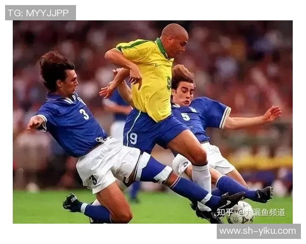 1983年足球明星风云录：聚焦当年最璀璨的球场英雄与传奇瞬间