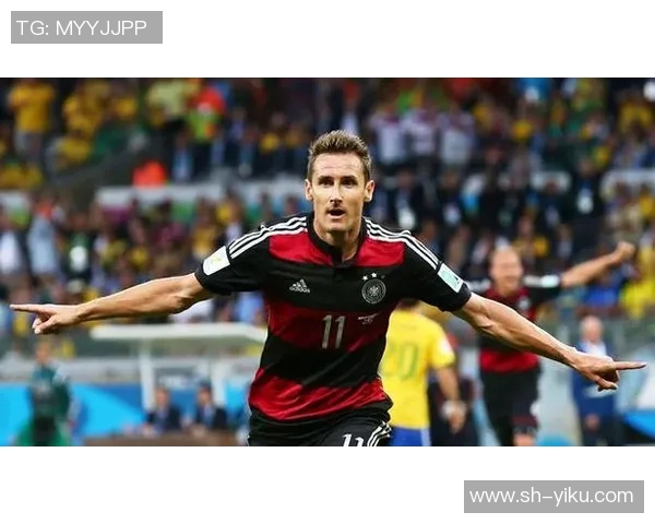 法国足球传奇之路:盘点当前法国十大球星及其影响力 法国足球传奇之路:盘点当前法国十大球星及其影响力